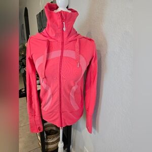 Lululemon Women's Stride Jacket Full Zip Coral 6